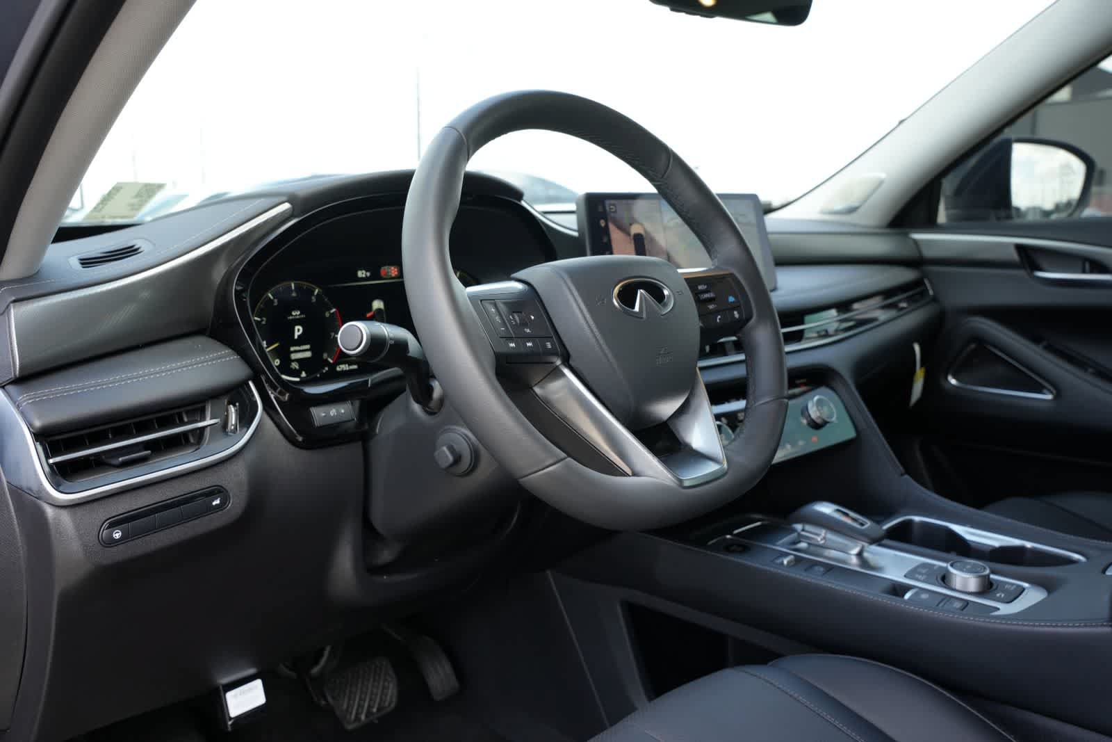 Used 2026 INFINITI QX60 Luxe w/ Cargo Package FWD image 15