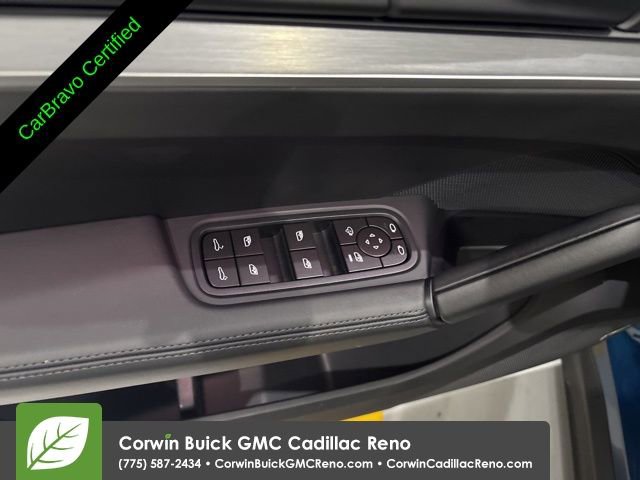 Used 2024 Porsche Cayenne S AWD/4WD image 12