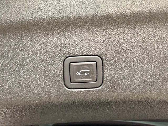 Used 2024 GMC Yukon Denali w/ Max Trailering Package AWD/4WD image 13