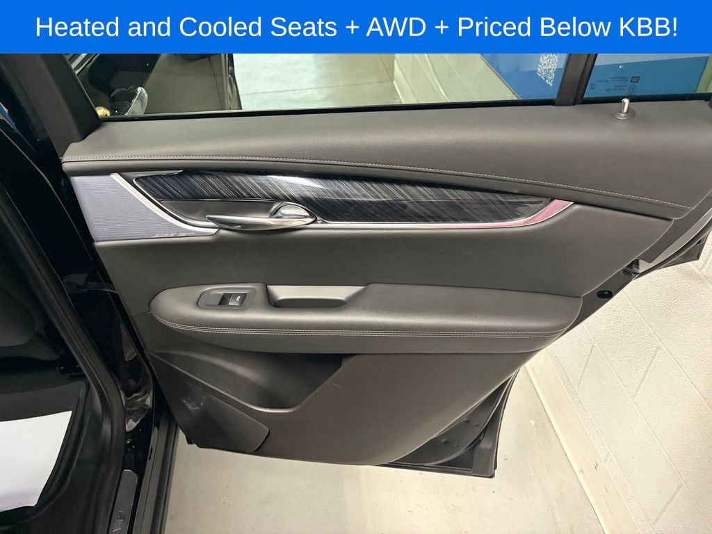 Used 2024 Cadillac XT6 Premium Luxury AWD/4WD image 23