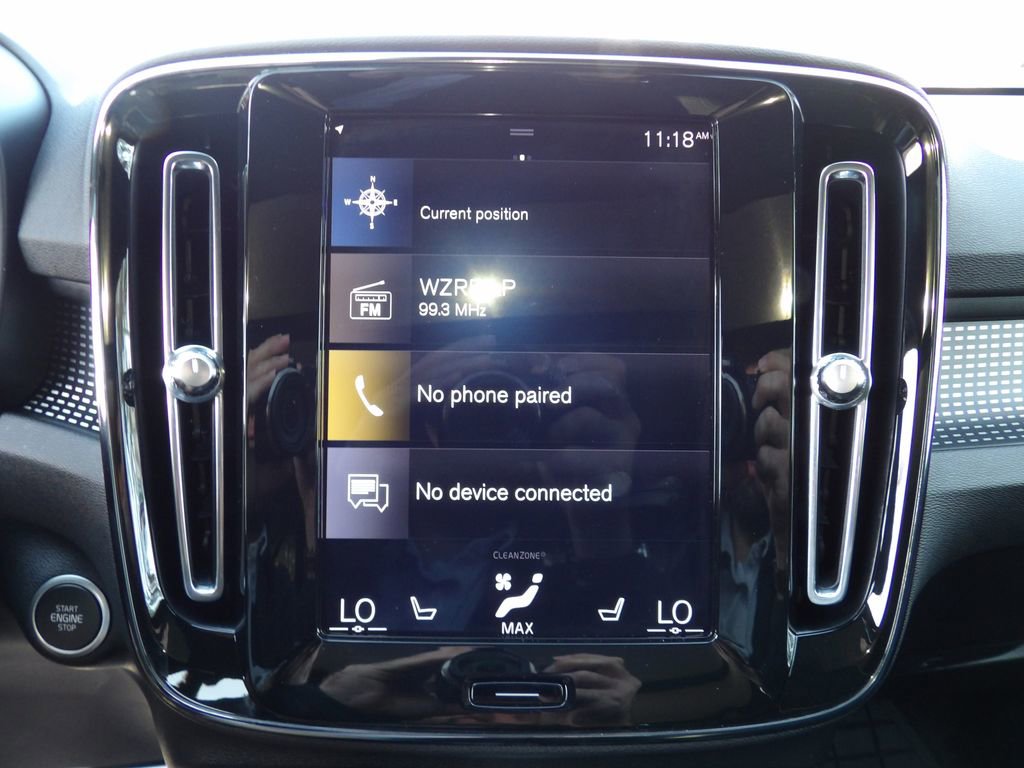 Used 2021 Volvo XC40 T5 R-Design w/ Protection Package Premier image 18