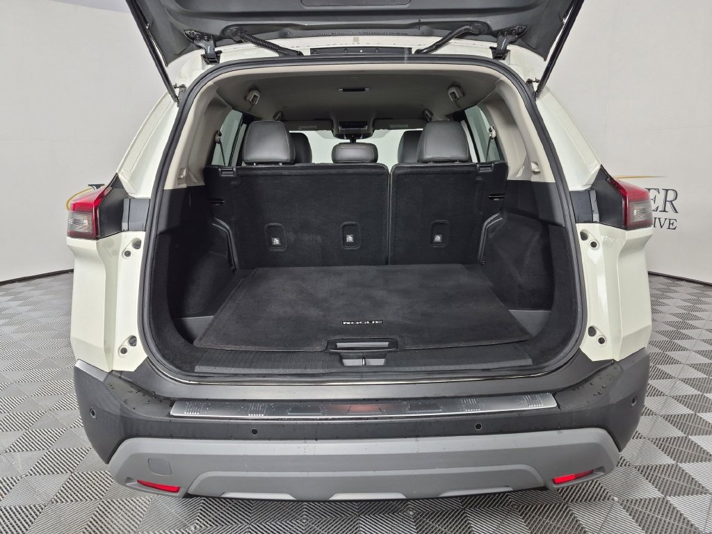 Used 2023 Nissan Rogue SV AWD/4WD image 32