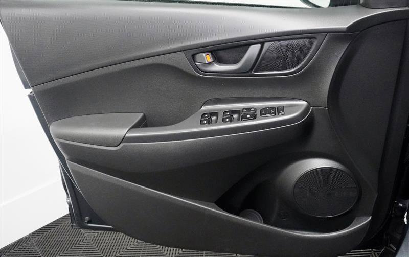 Used 2019 Hyundai Kona SEL image 34