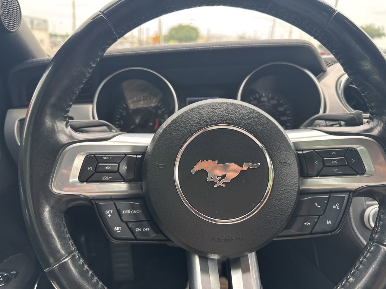 Used 2023 Ford Mustang Premium RWD image 8