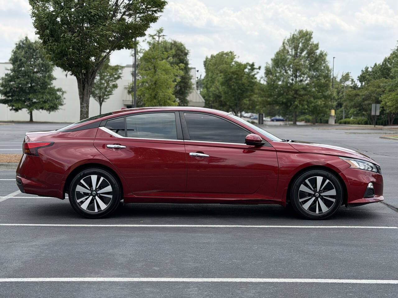 Used 2021 Nissan Altima 2.5 SV FWD image 15
