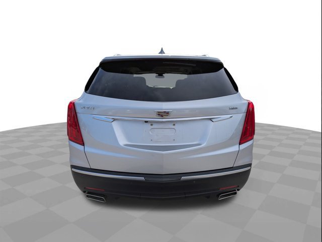 Certified 2018 Cadillac XT5 Luxury w/ Driver Awareness Package FWD image 5