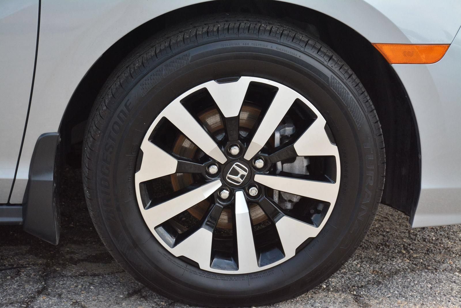 Used 2026 Honda Odyssey EX-L image 33