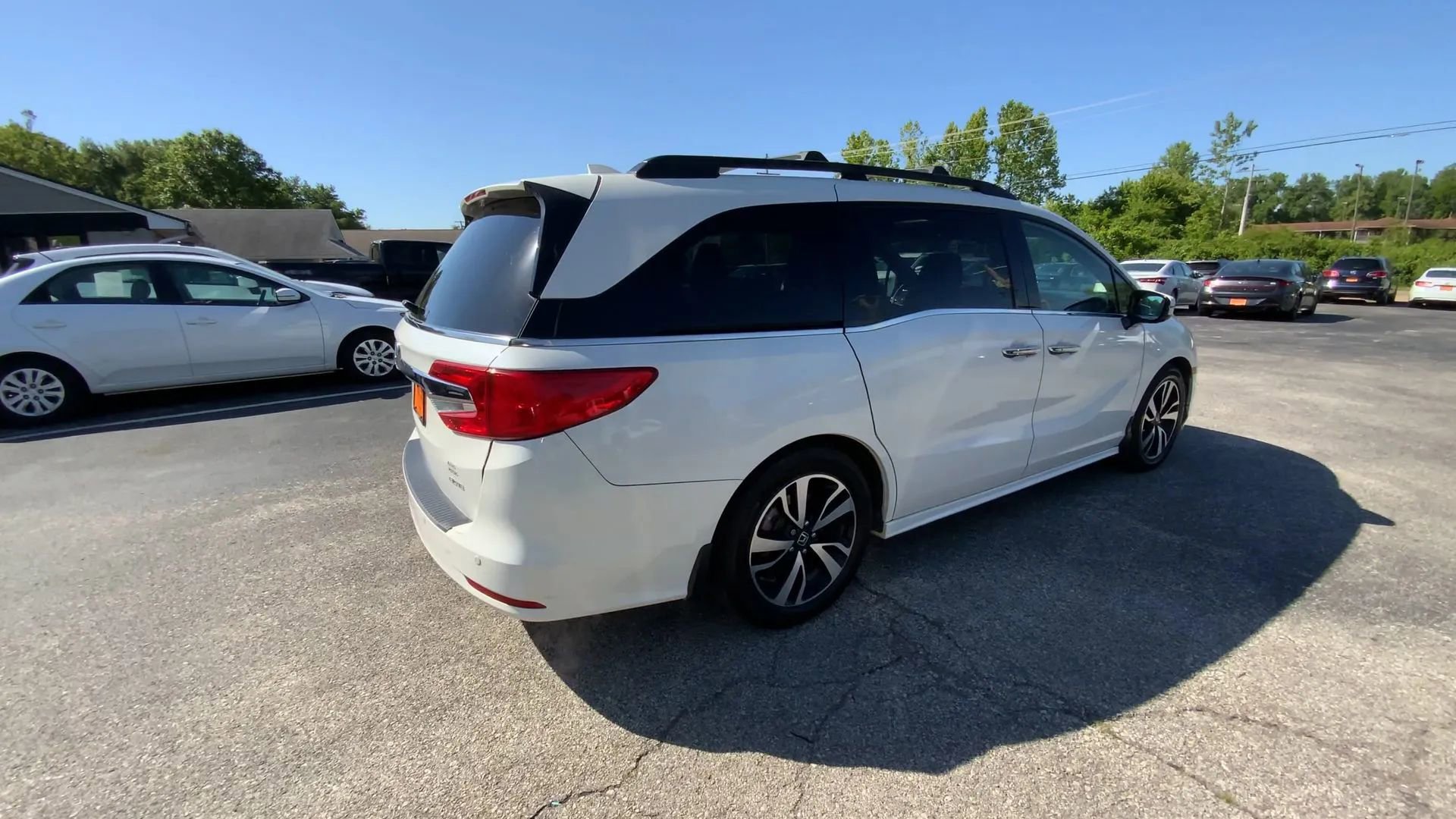 Used 2018 Honda Odyssey Elite image 8