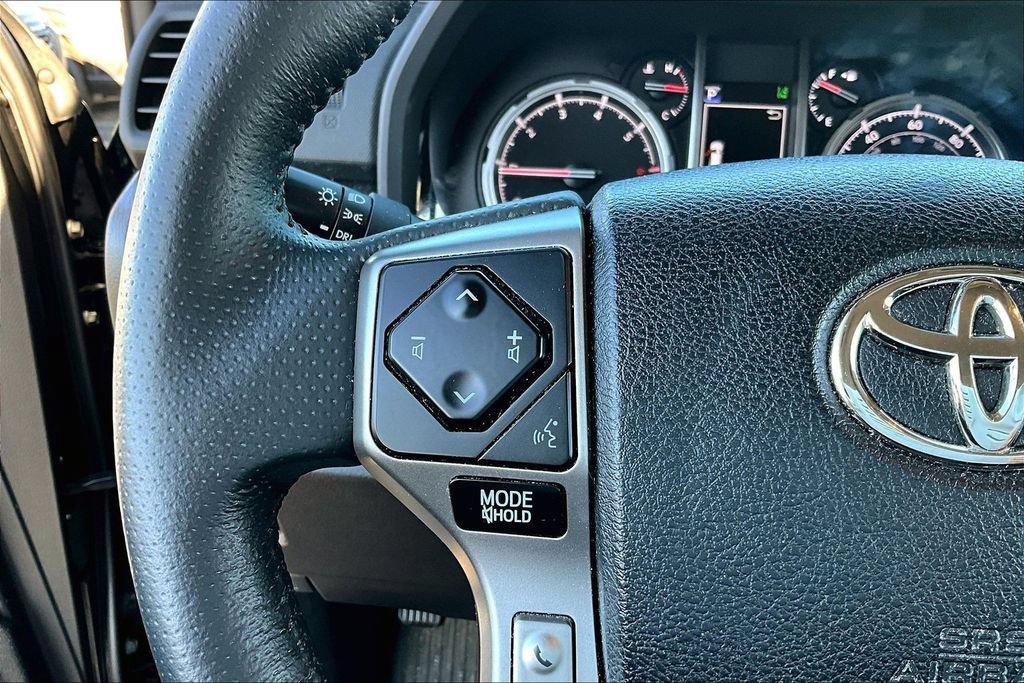 Used 2024 Toyota 4Runner TRD Sport w/ Technology Package AWD/4WD image 10