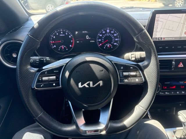 Used 2023 Kia Forte GT-Line w/ GT-Line Premium Package FWD image 13