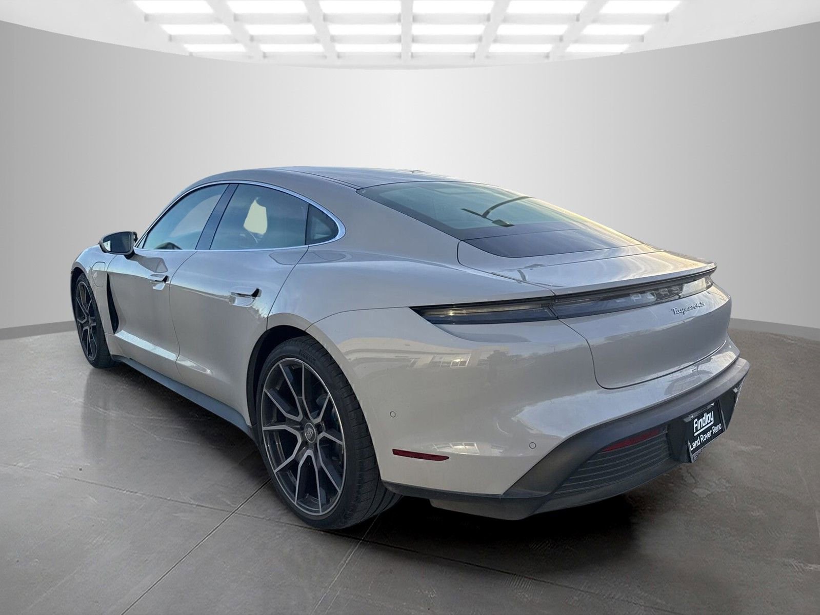 Used 2024 Porsche Taycan 4S image 7