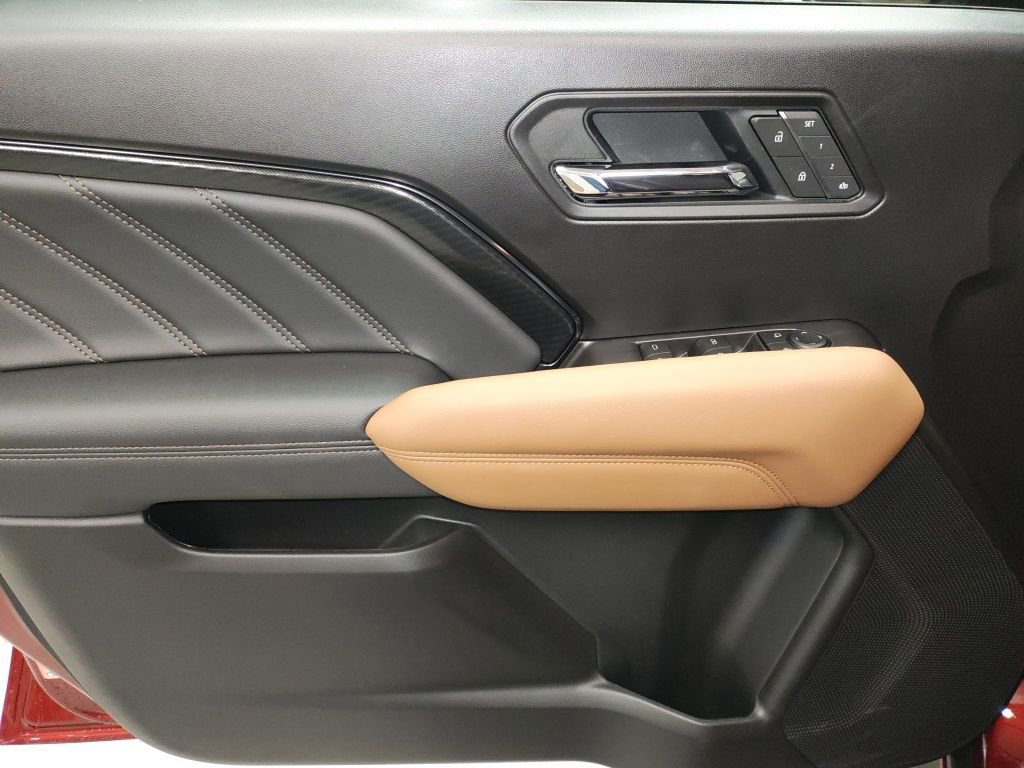 New 2026 GMC Canyon AT4 w/ AT4 Premium Package image 25