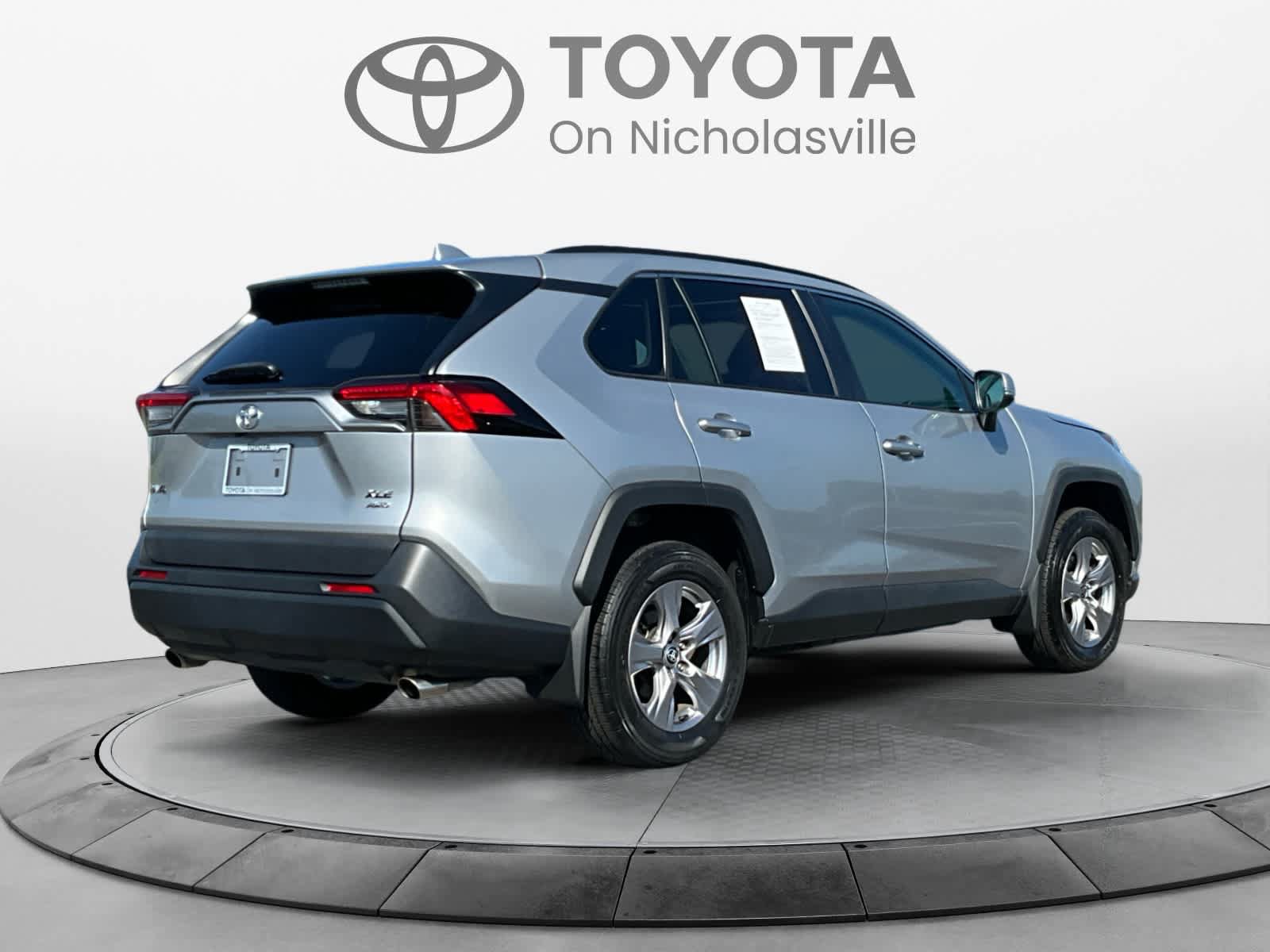 Used 2023 Toyota RAV4 XLE w/ Convenience Package AWD/4WD image 5