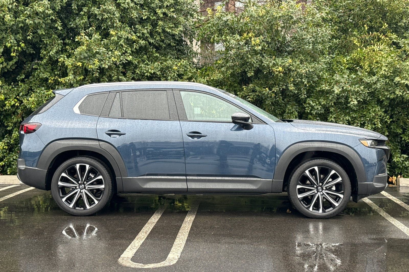 Certified 2025 MAZDA CX-50 AWD 2.5 S w/ Premium Plus Pkg image 3