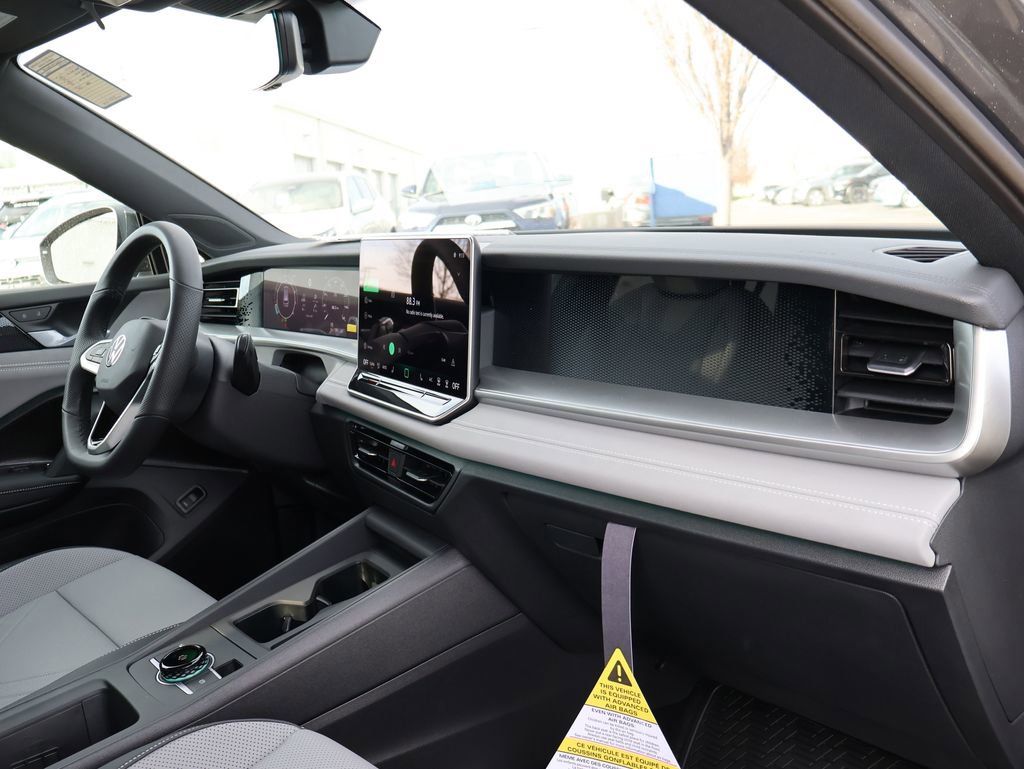 New 2026 Volkswagen Tiguan SE R-Line image 13