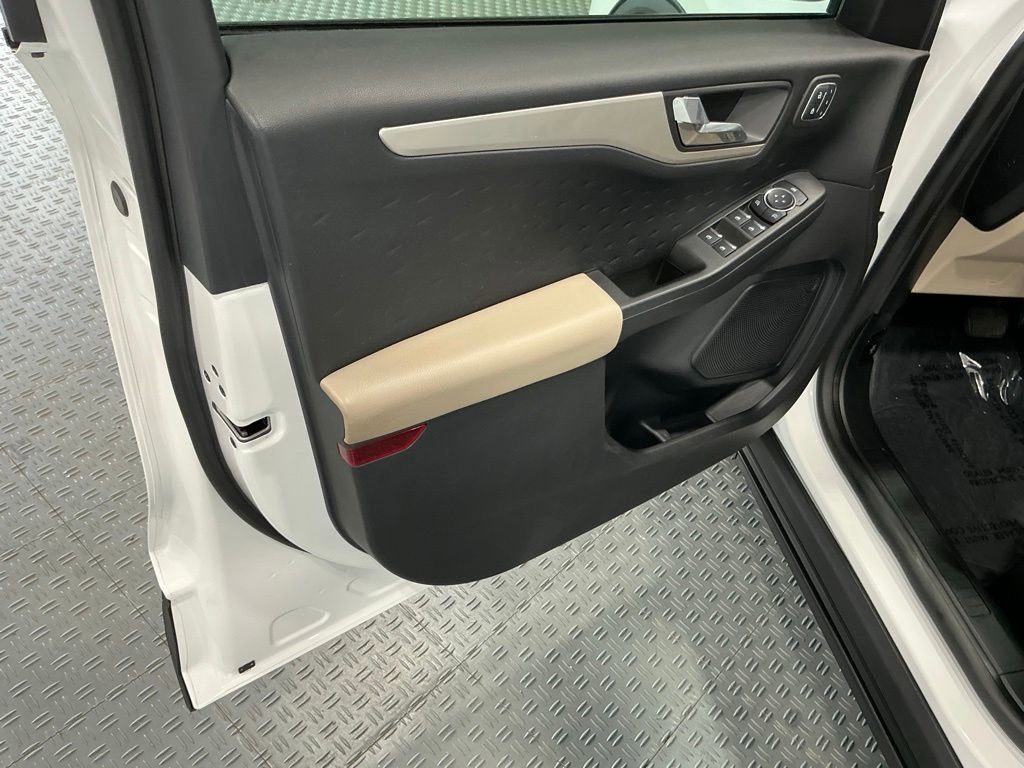 Used 2020 Ford Escape SEL FWD image 55