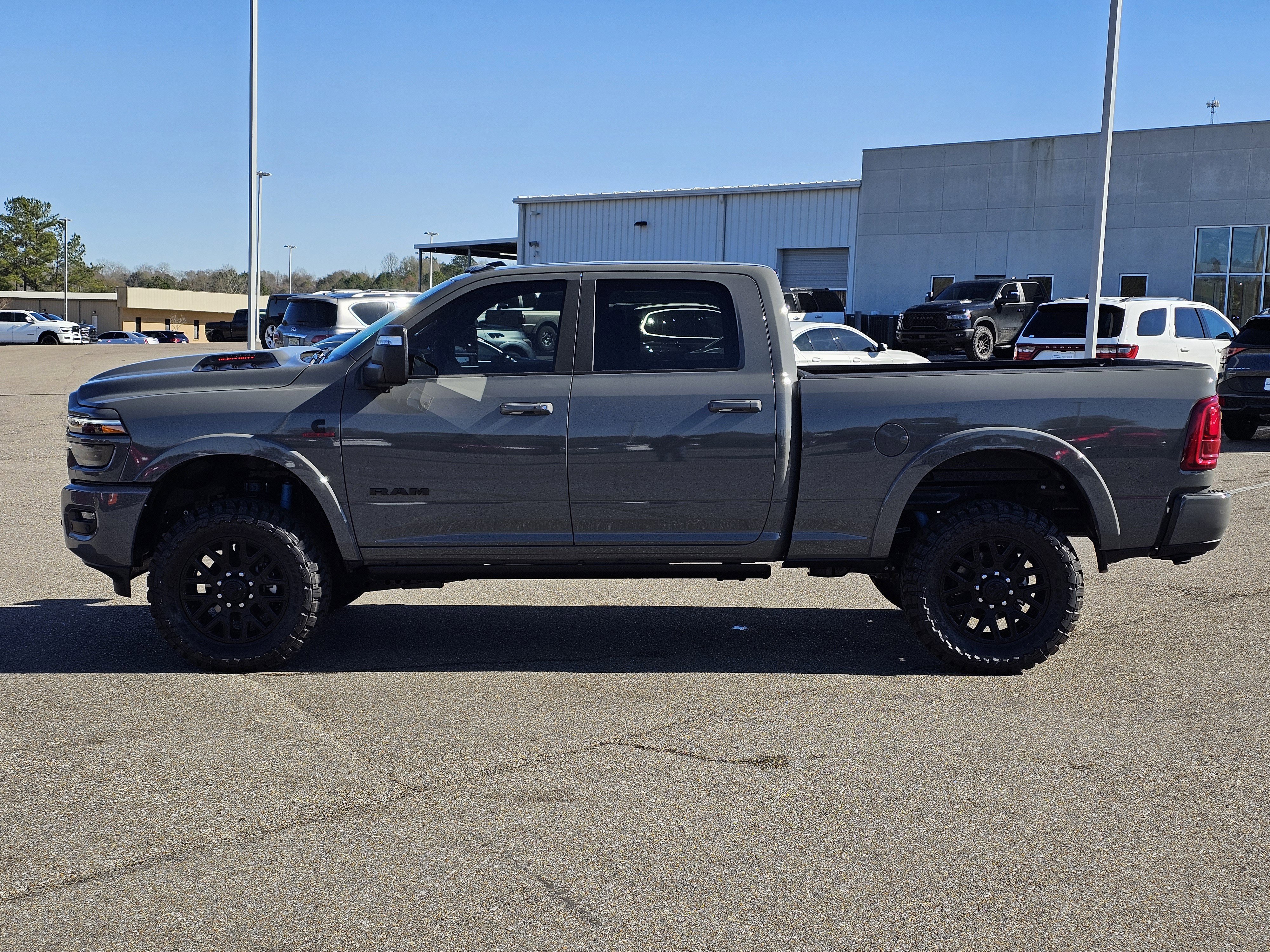 New 2026 RAM 2500 Limited image 14