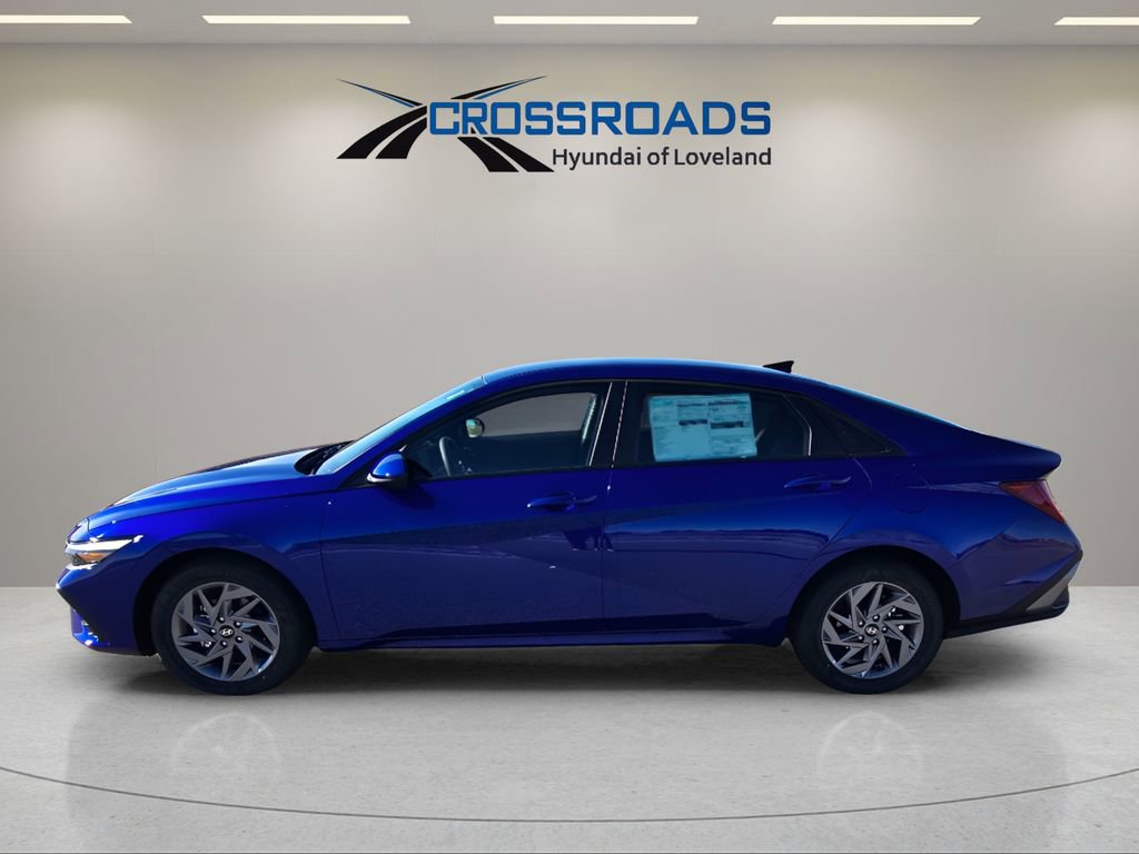 New 2026 Hyundai Elantra Blue image 2