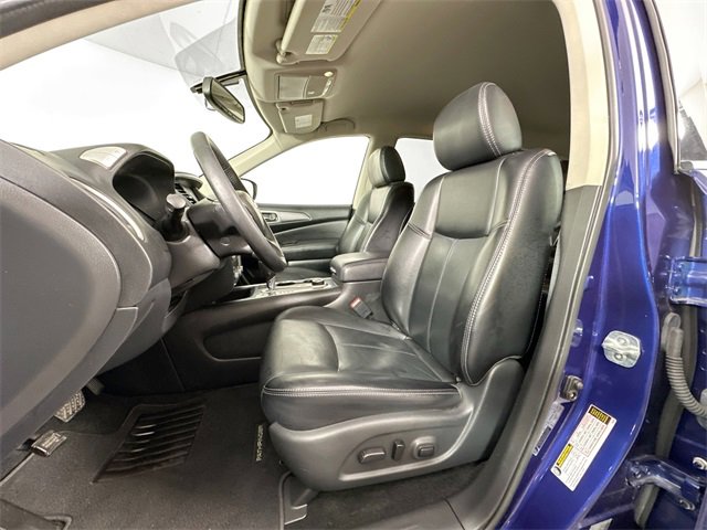 Used 2018 Nissan Pathfinder SL image 19