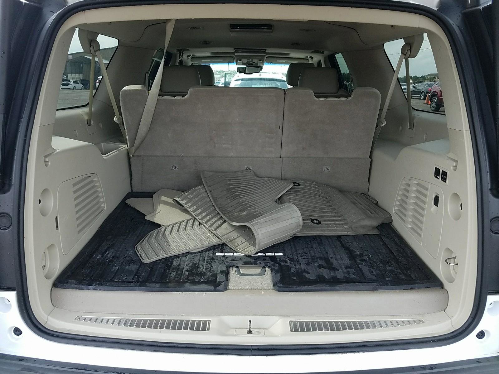 Used 2016 Cadillac Escalade ESV Luxury RWD image 7