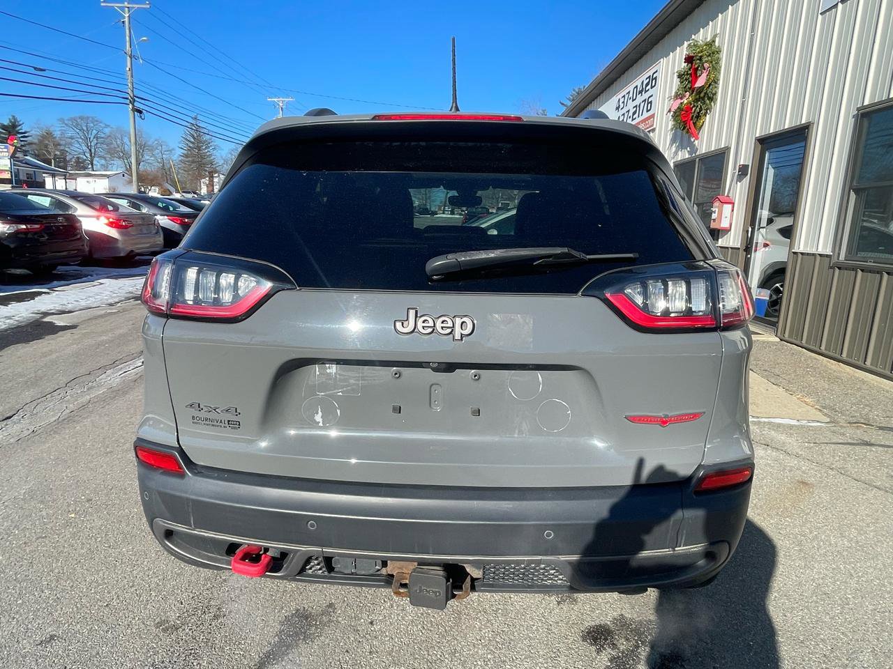Used 2019 Jeep Cherokee Trailhawk image 5