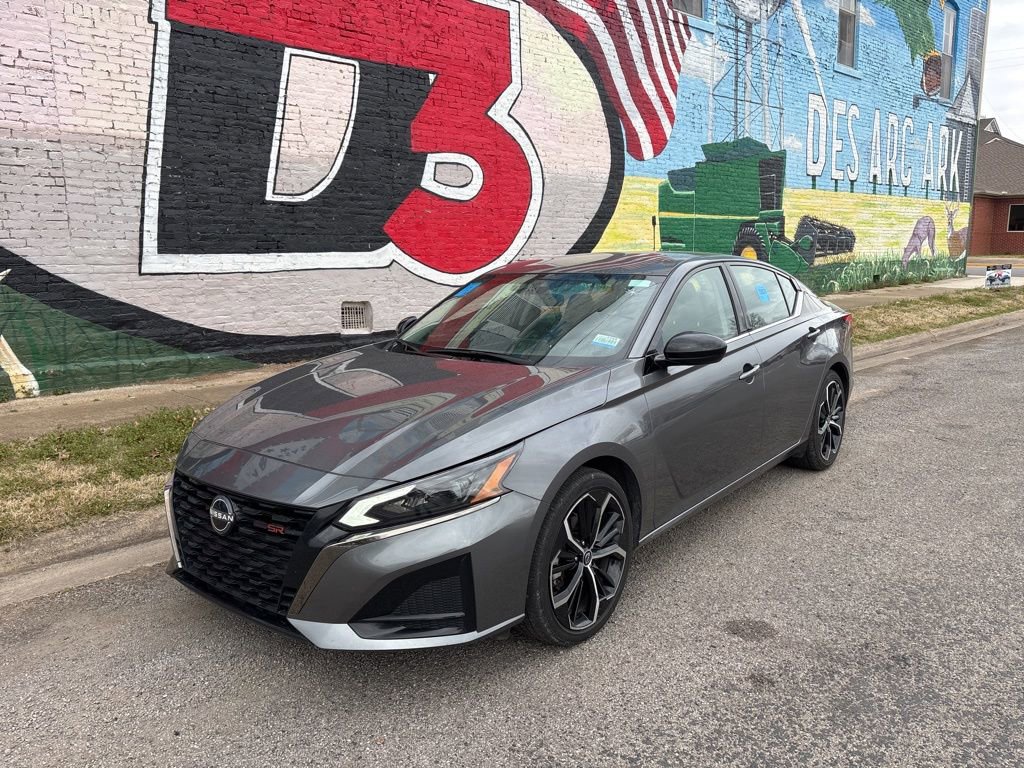 Used 2025 Nissan Altima 2.5 SR image 44