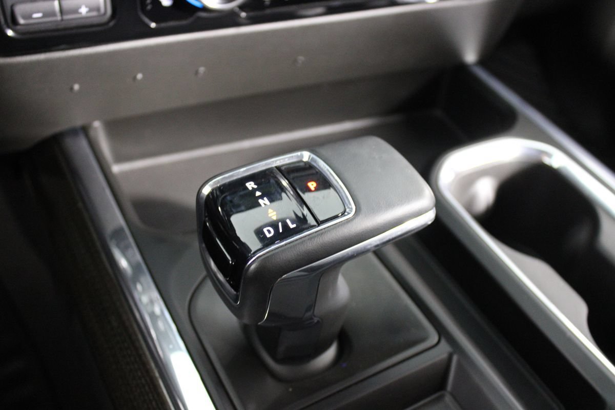 Used 2024 Chevrolet Silverado 1500 RST w/ Convenience Package II RWD image 31