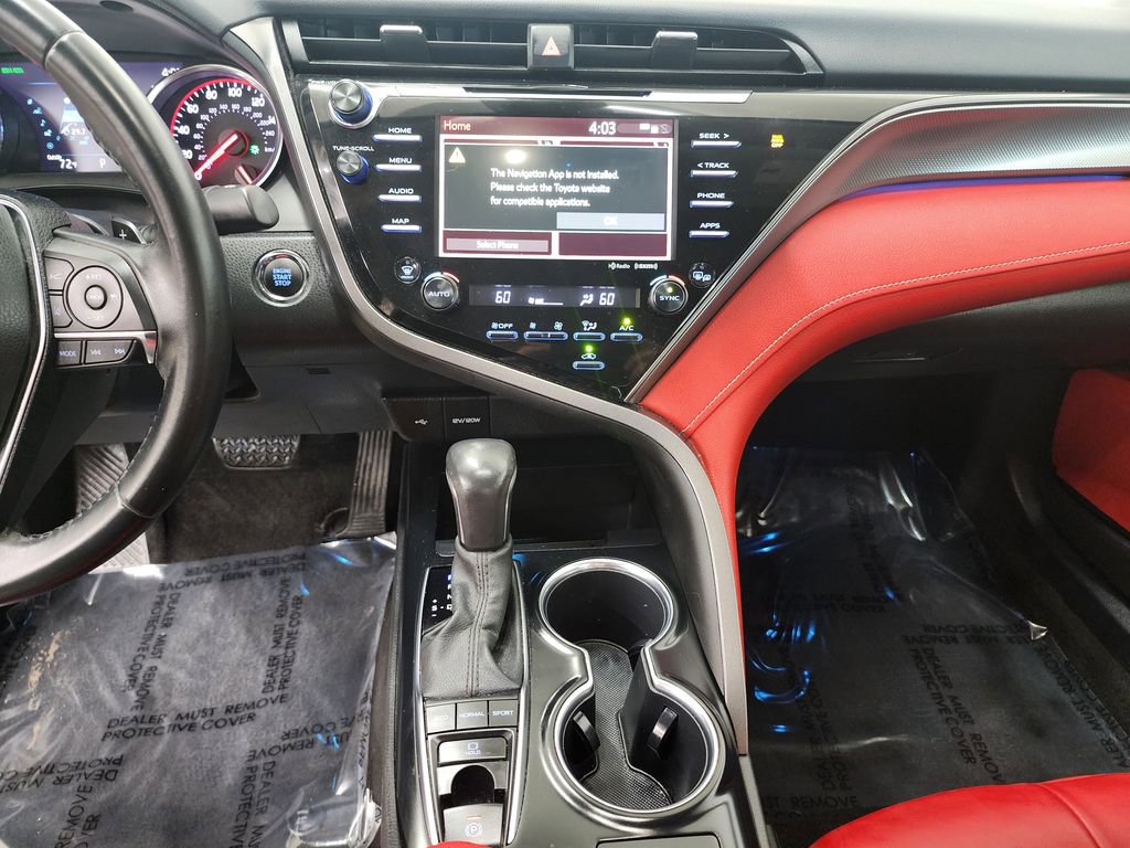 Used 2020 Toyota Camry XSE image 17