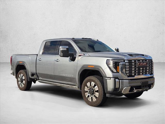 Used 2024 GMC Sierra 2500 Denali w/ Denali Reserve Package image 3