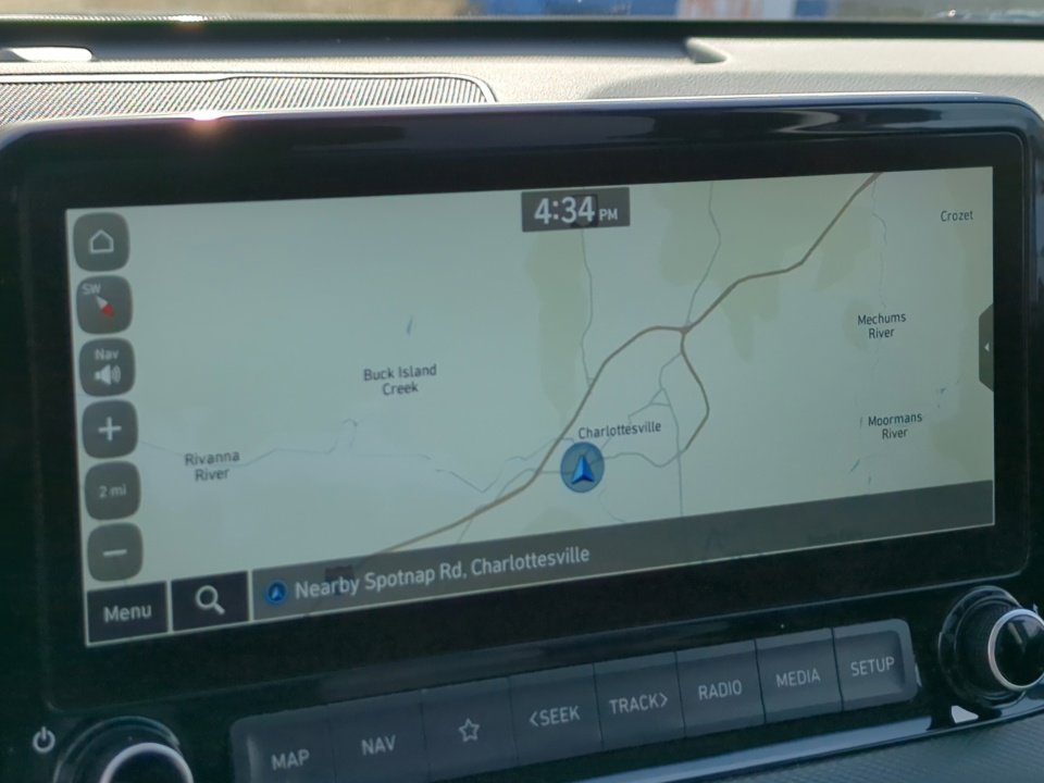 Used 2022 Hyundai Kona Limited w/ Winter Weather Package image 21