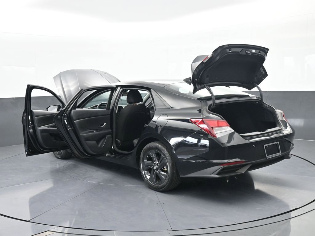Used 2023 Hyundai Elantra SEL image 66