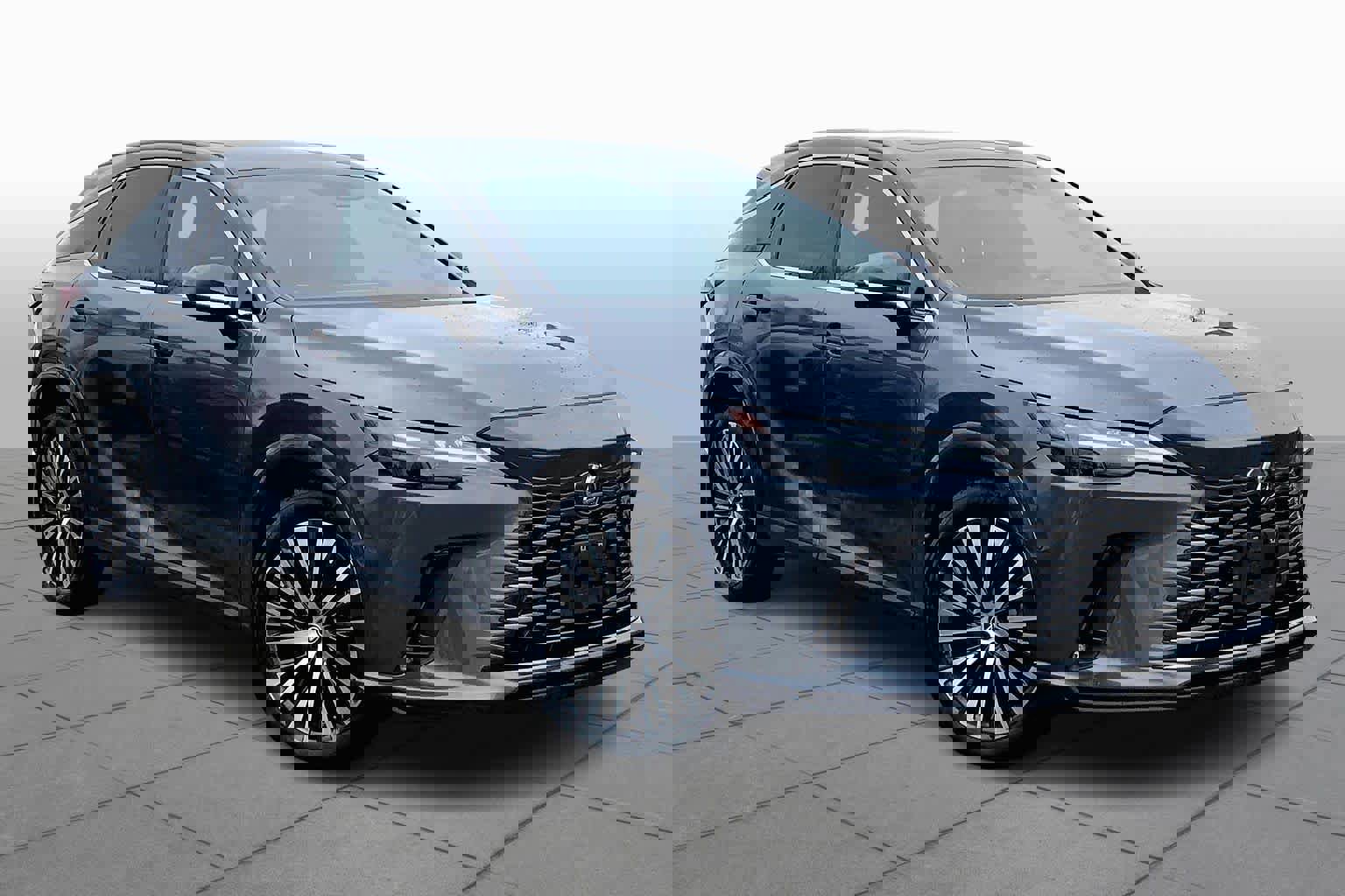 Used 2024 Lexus RX 350 w/ Convenience Package image 3