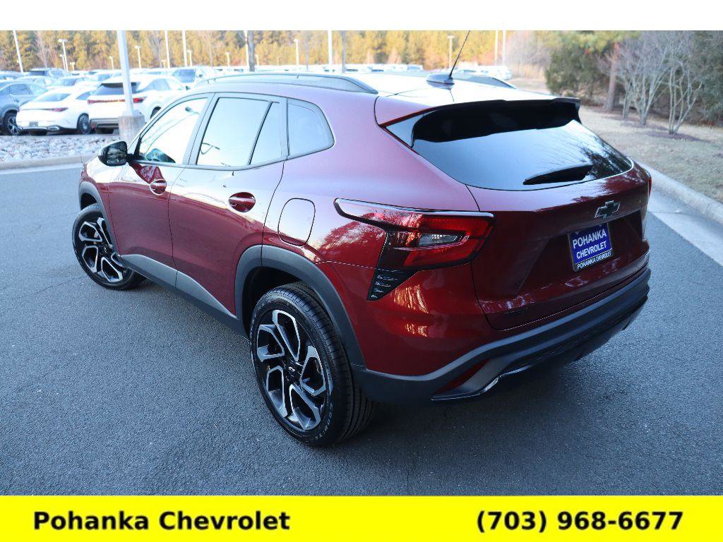 Used 2024 Chevrolet Trax RS w/ Sunroof Package image 5