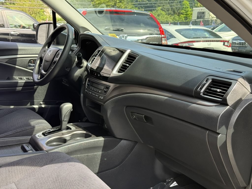 Used 2018 Honda Pilot EX image 14