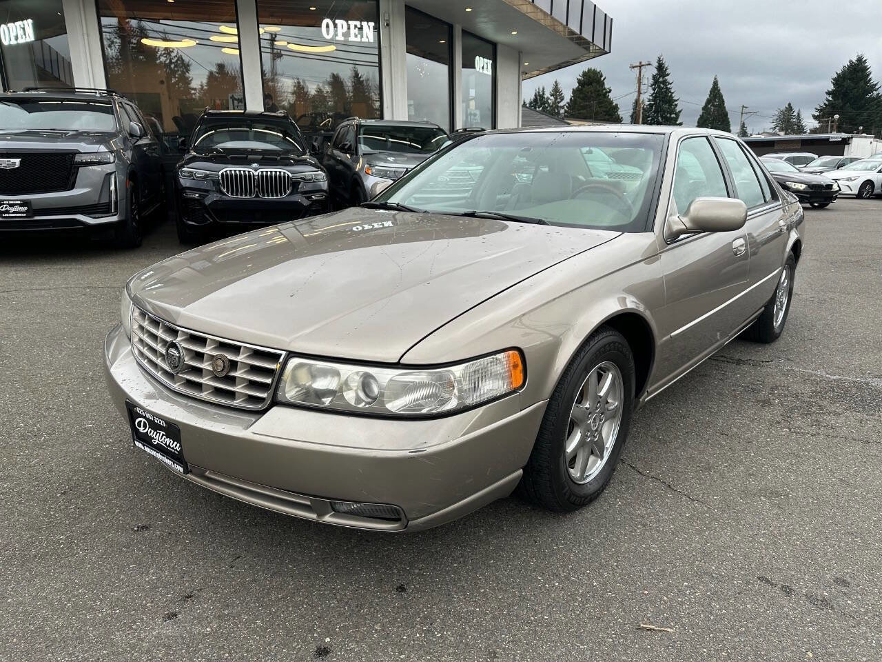 Used 2001 Cadillac Seville STS w/ Luxury Pkg