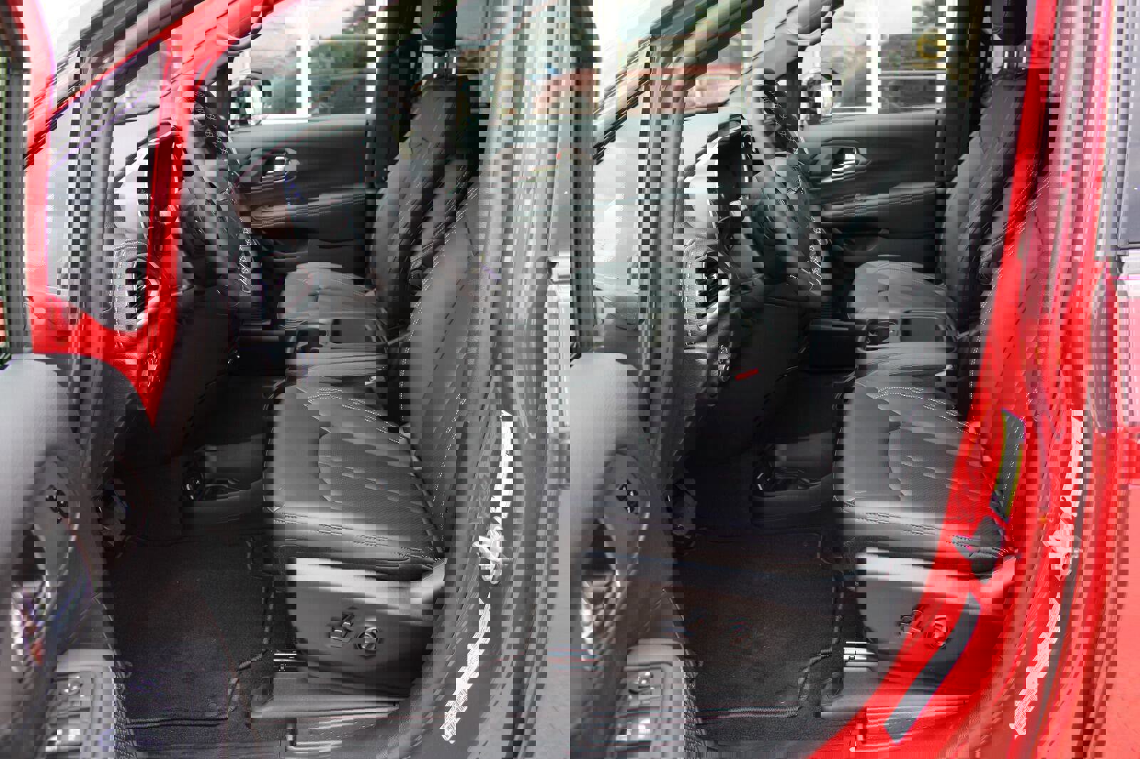 New 2026 Chrysler Pacifica Select image 10