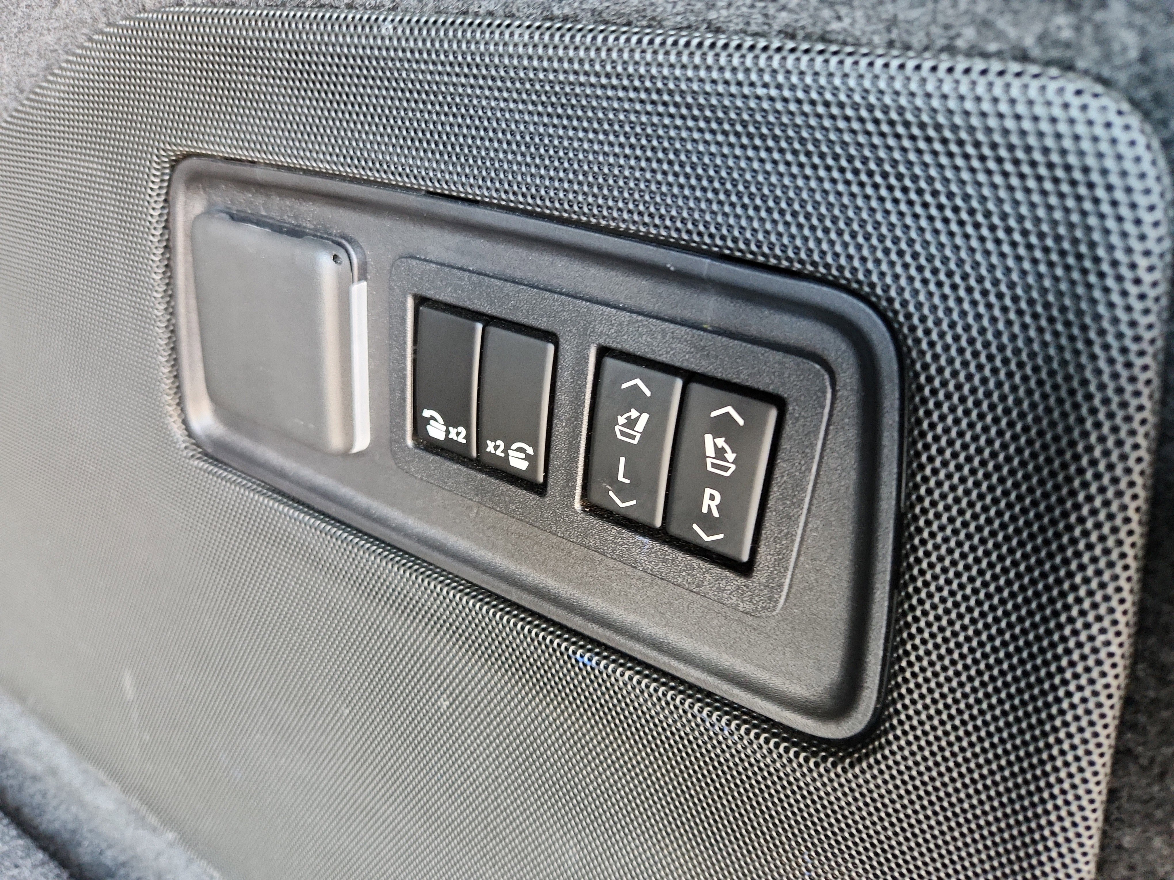 Used 2021 Cadillac Escalade Sport Platinum image 75