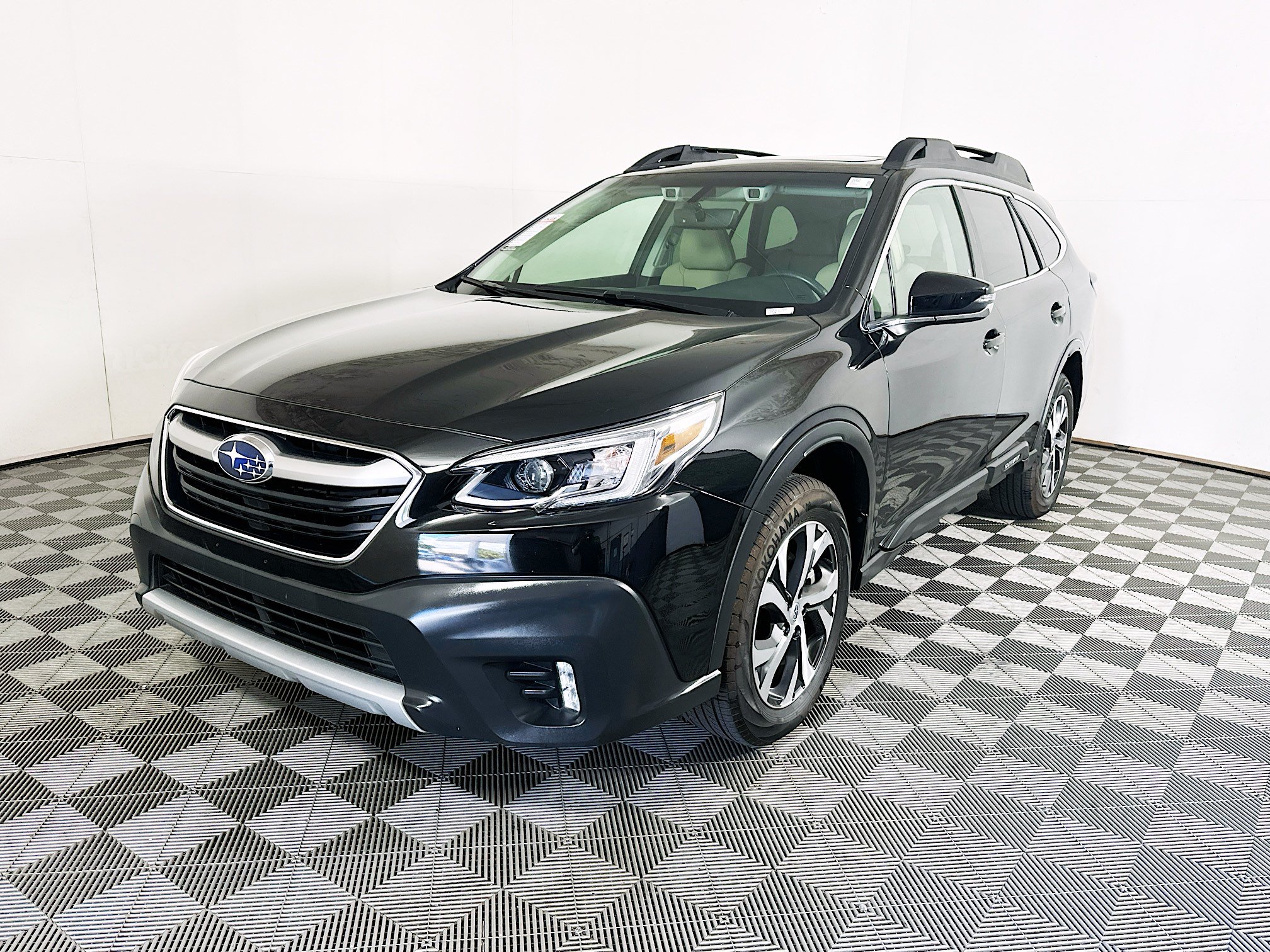 Used 2022 Subaru Outback Limited XT AWD/4WD image 7