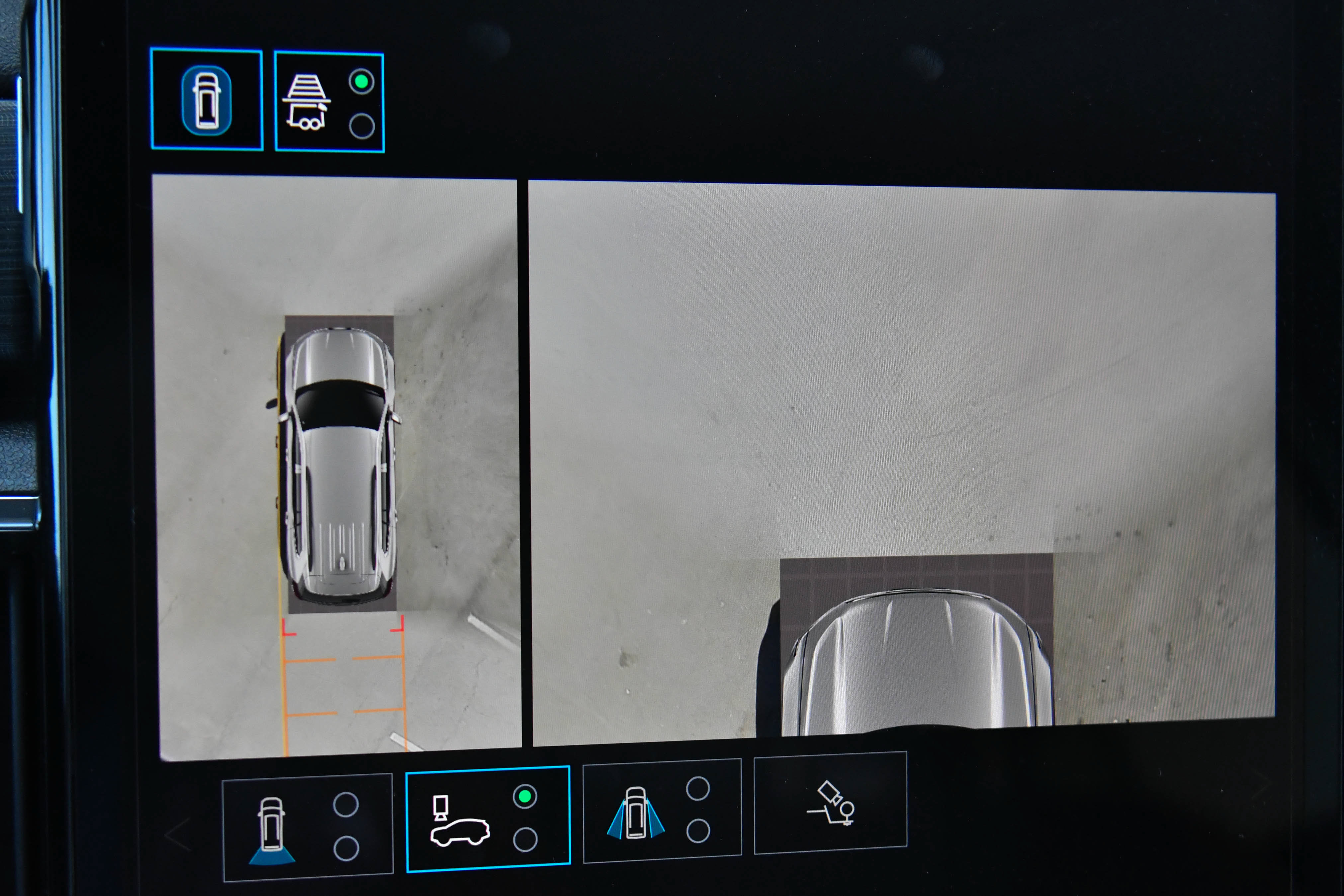 Used 2024 GMC Acadia Elevation FWD image 22