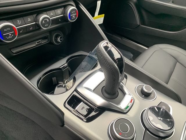 New 2026 Alfa Romeo Giulia AWD image 17