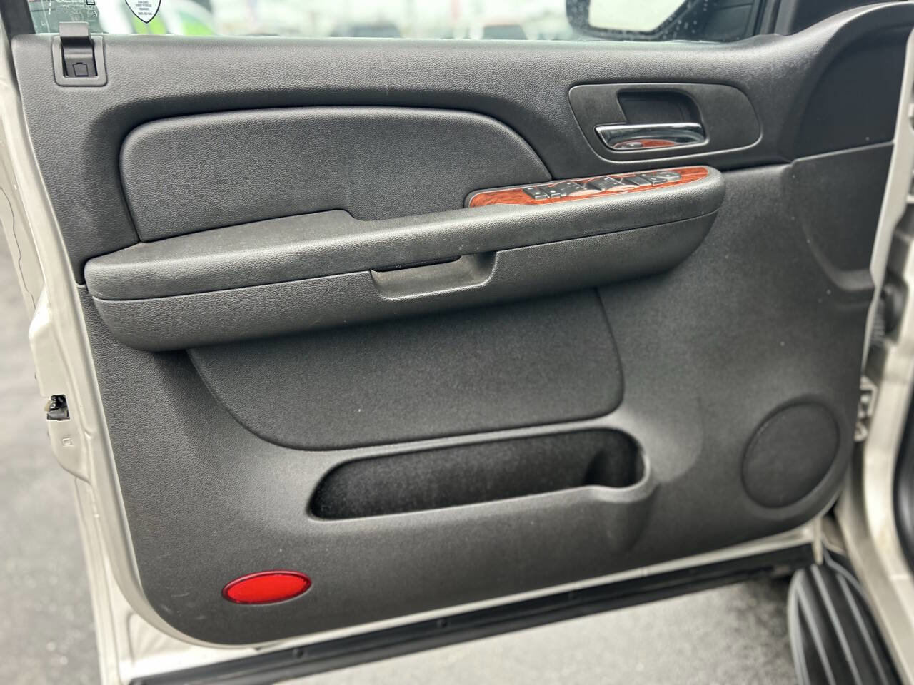 Used 2009 Chevrolet Tahoe LT image 9