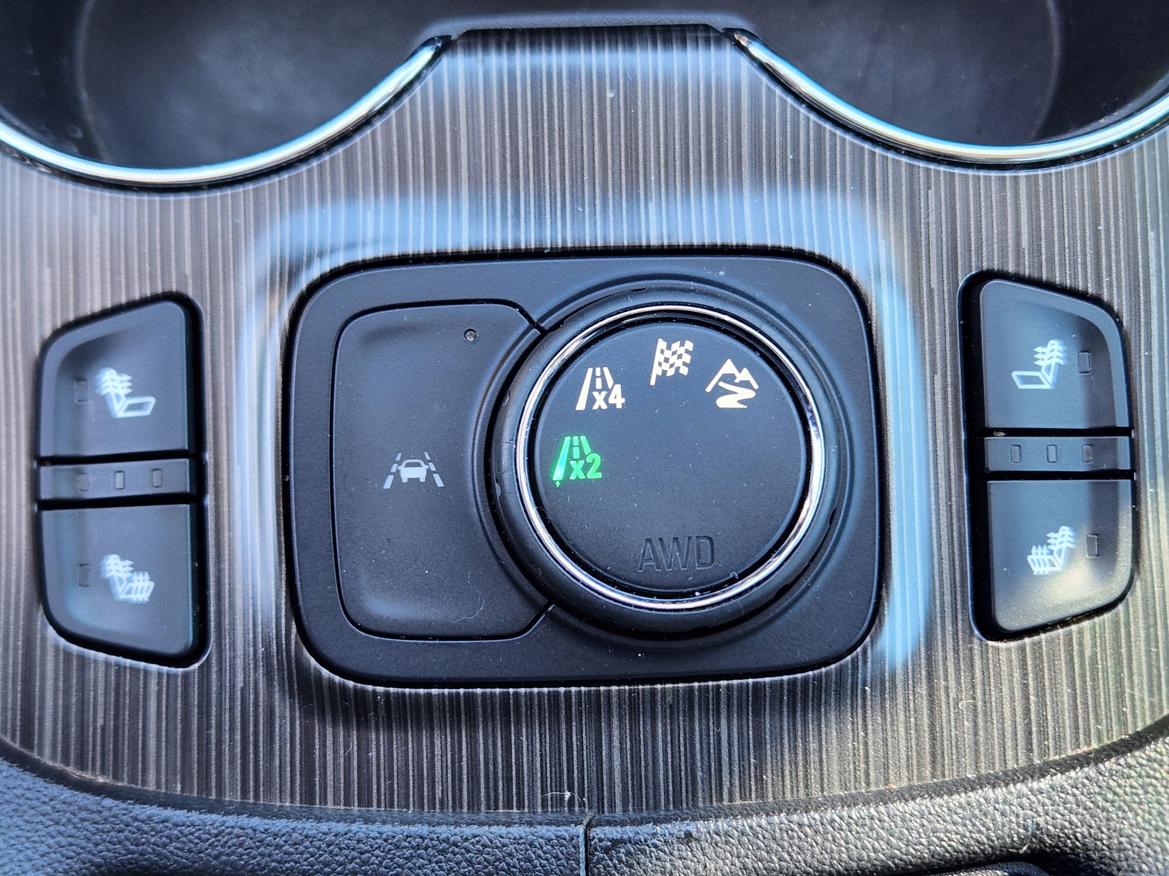 Used 2021 GMC Acadia SLT w/ LPO, Bright Accent Package image 17