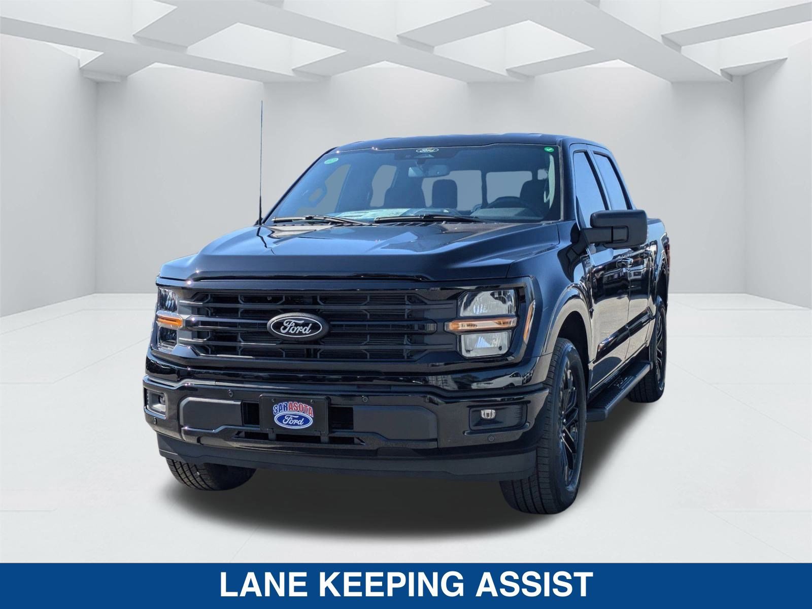 New 2025 Ford F150 XLT w/ Equipment Group 302A MID image 8