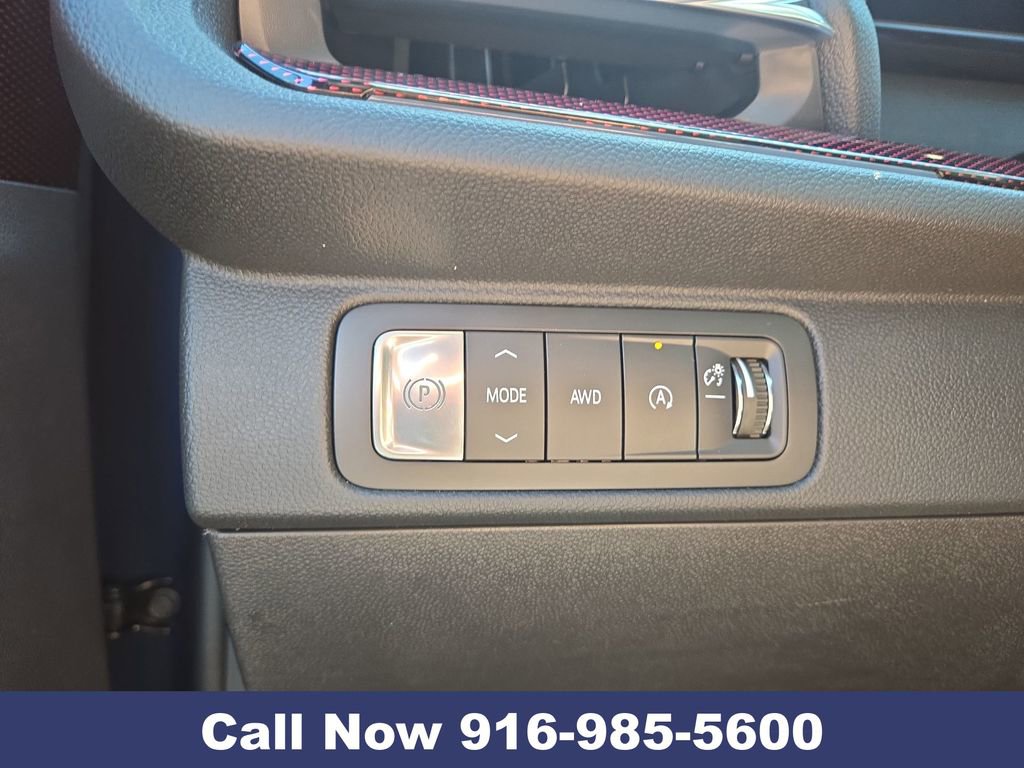 New 2026 Chevrolet Traverse Z71 w/ LPO, Floor Liner Package image 22