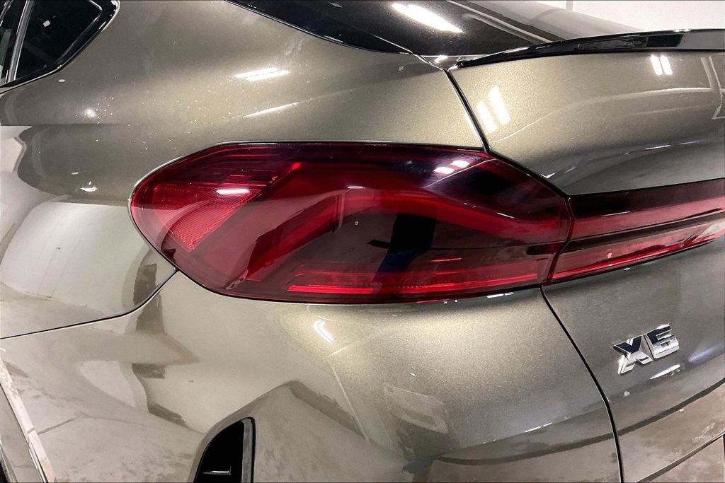 Used 2025 BMW X6 M60i AWD/4WD image 37