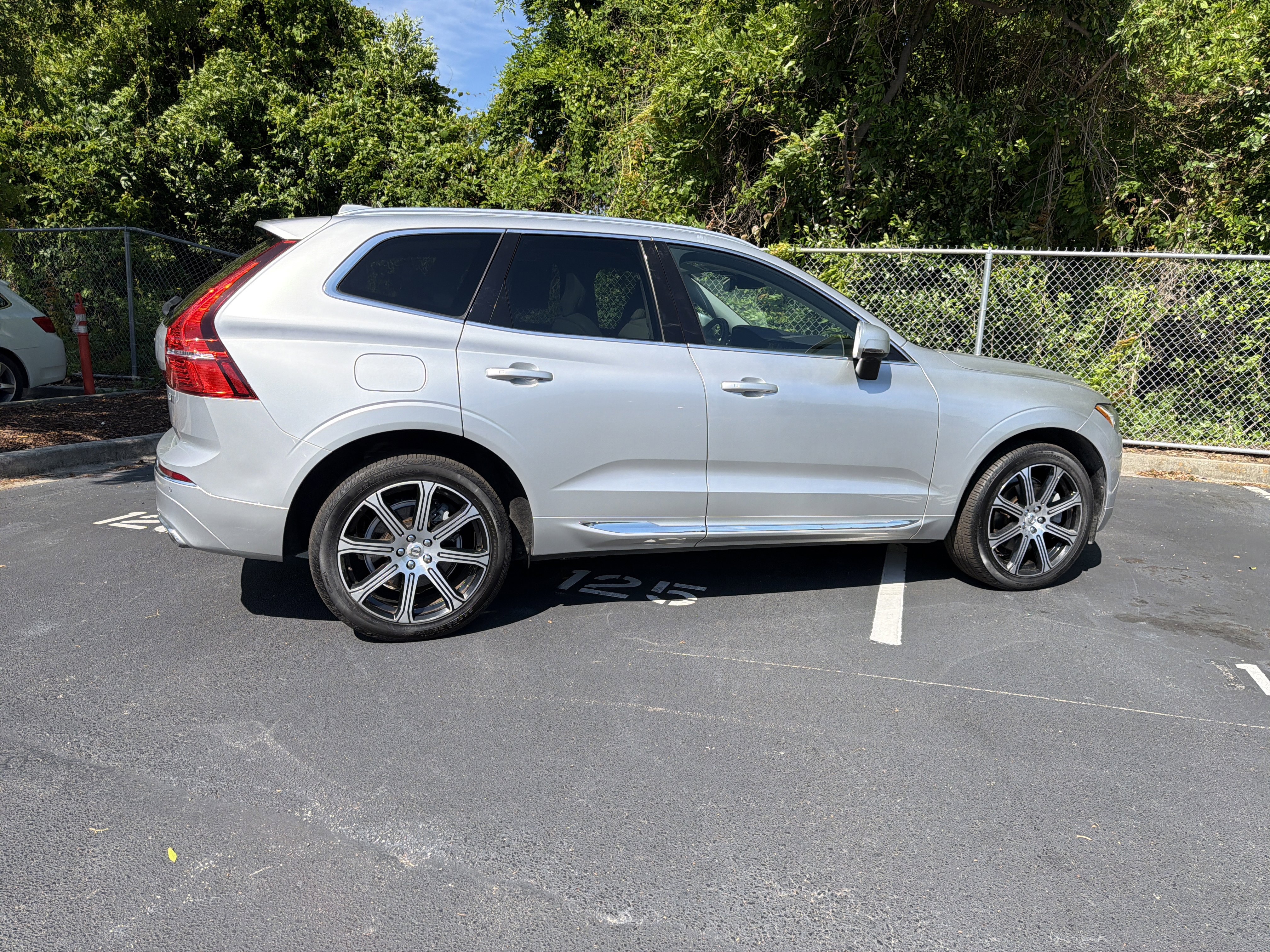 Used 2021 Volvo XC60 T6 Inscription w/ Advanced Package AWD/4WD image 49