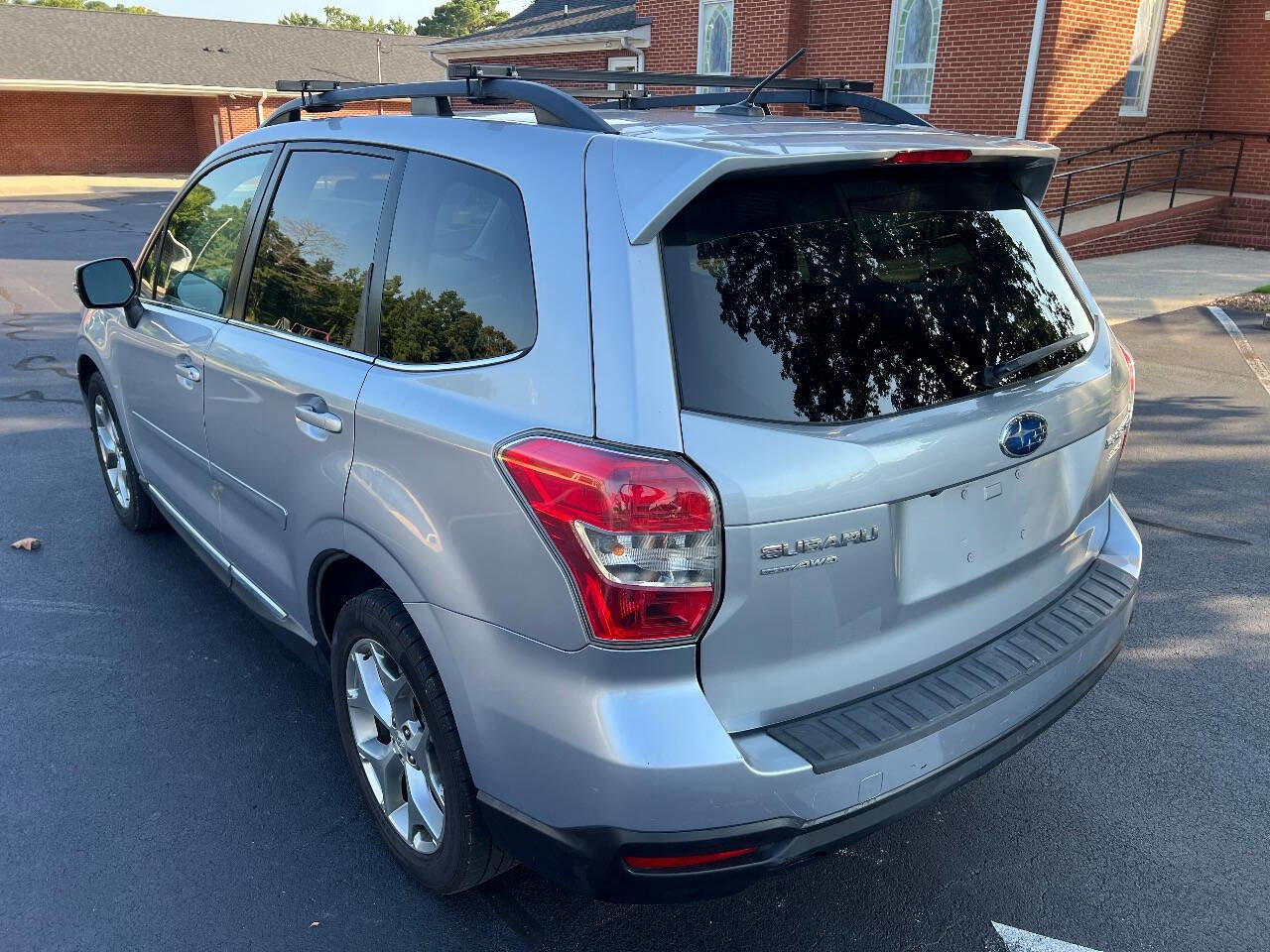 Used 2015 Subaru Forester 2.5i Touring image 4