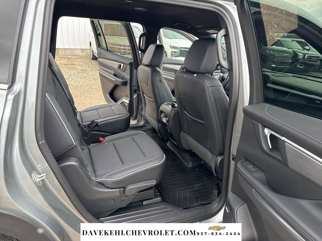 Used 2025 Buick Enclave Preferred w/ Power Package image 24