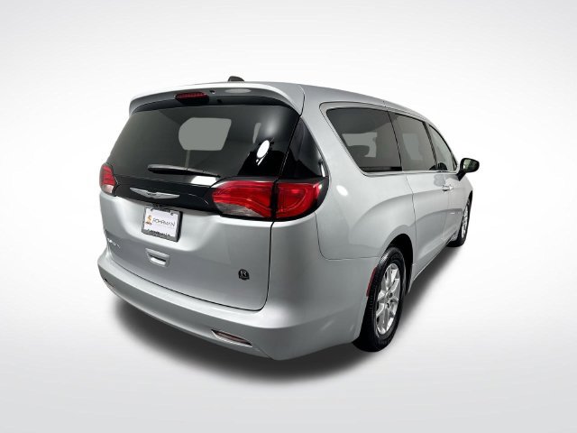 Used 2023 Chrysler Voyager LX FWD image 35