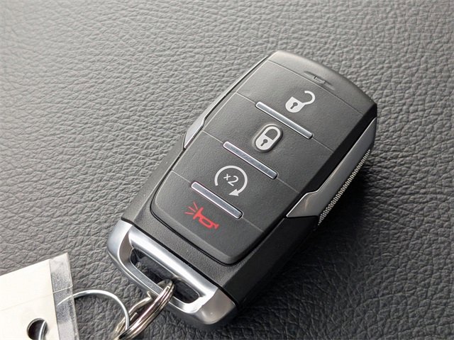 New 2026 RAM 1500 4x4 Crew Cab image 28